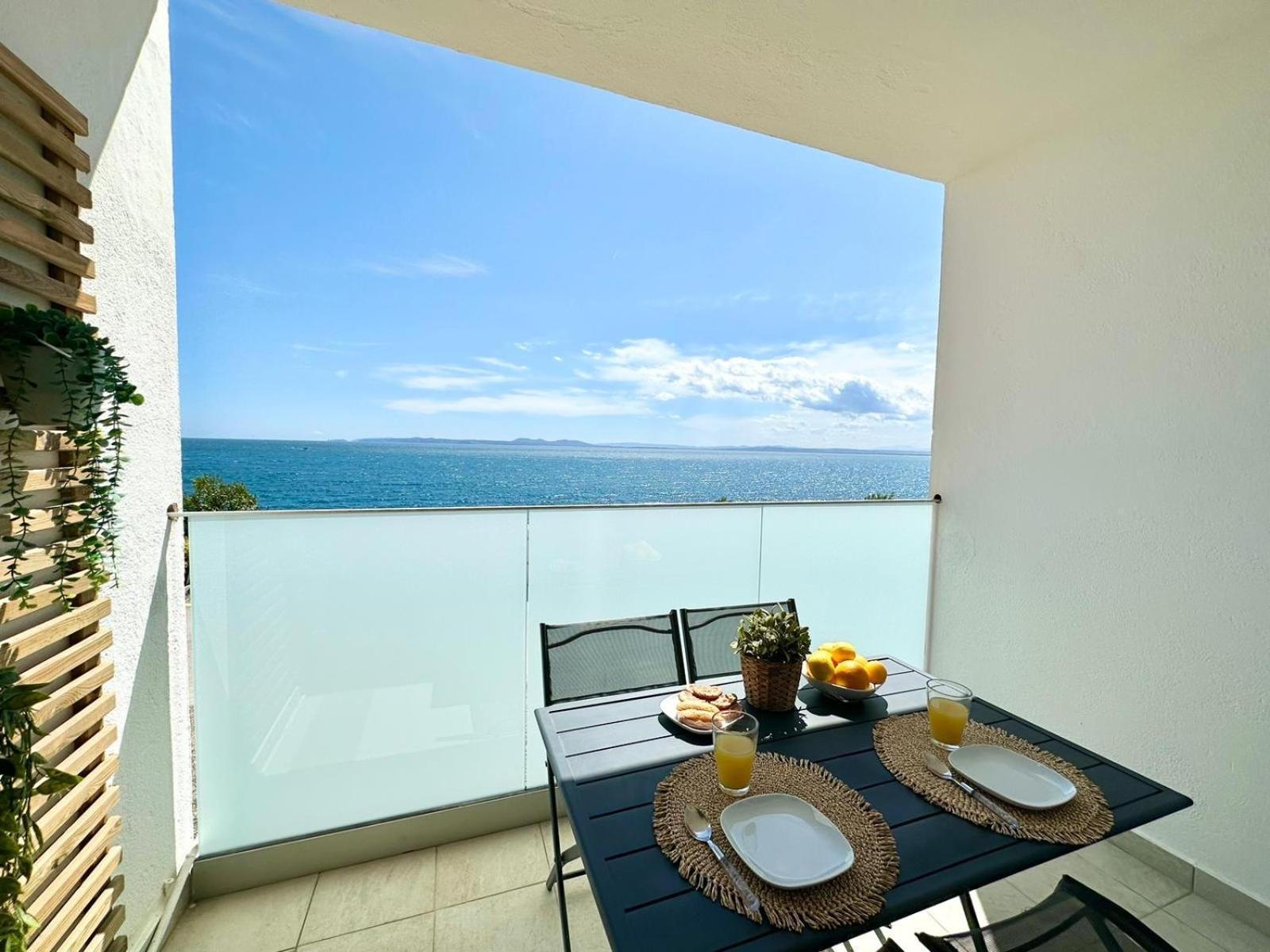 Meda Chica Apartment Roses Exterior photo