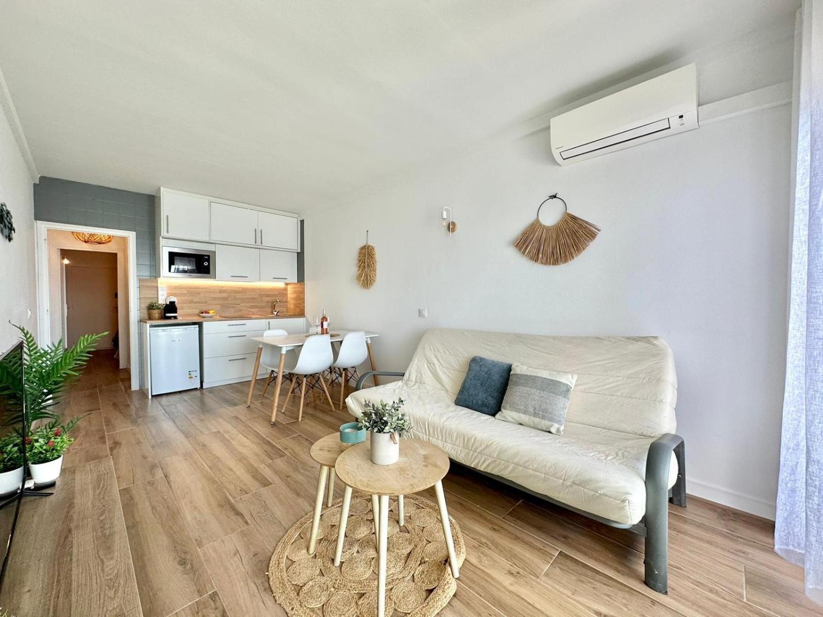 Meda Chica Apartment Roses Exterior photo
